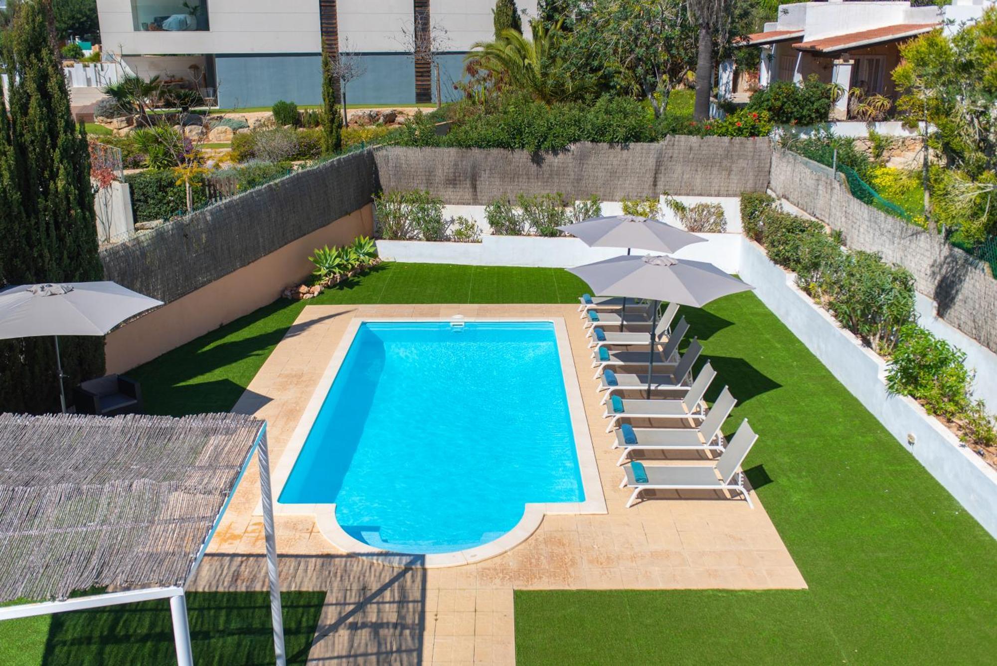 Cap Martinet Villa *