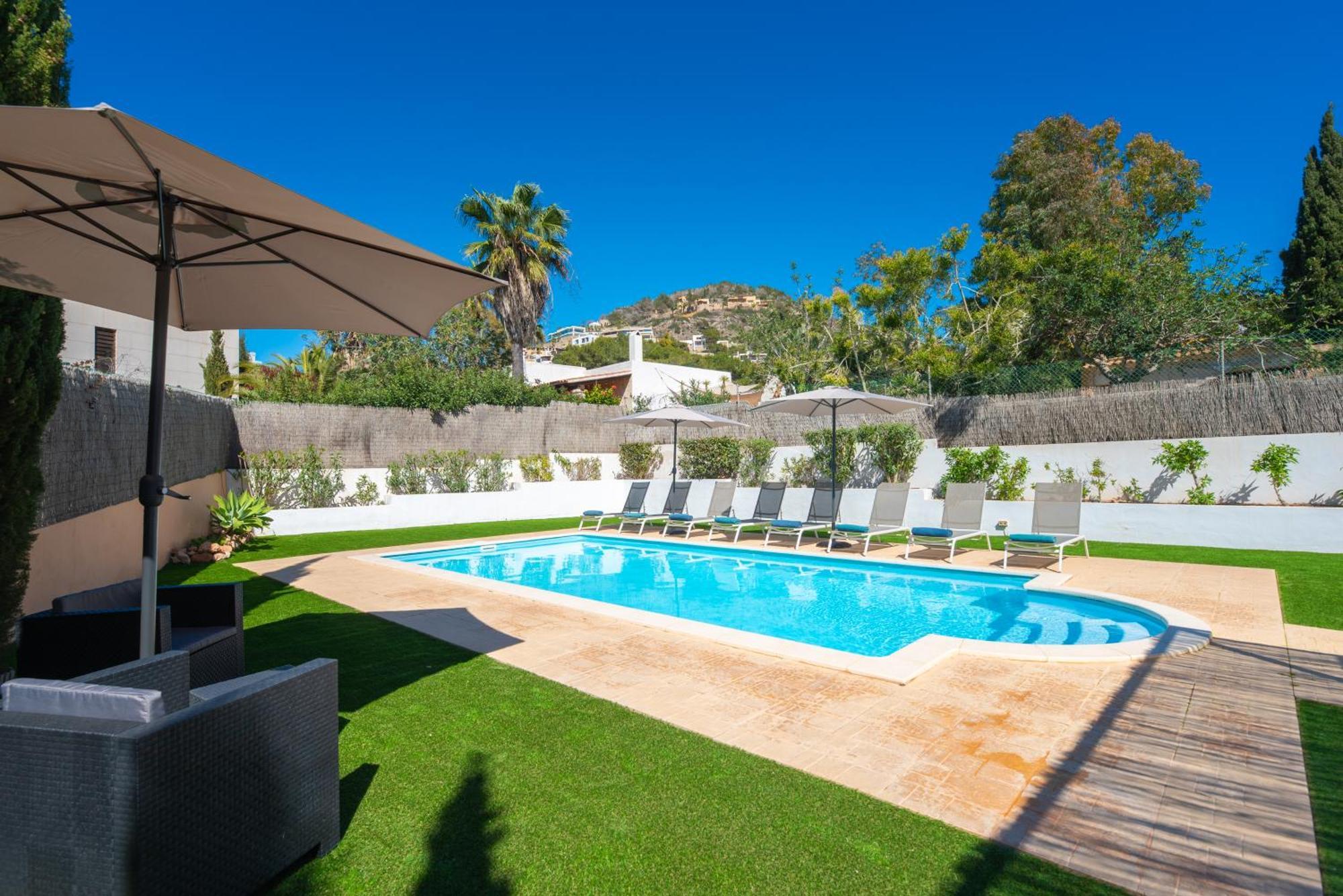 Cap Martinet Villa